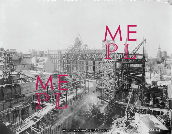 : Construction work, Chateau Frontenac, Quebec City : Construction work, Chateau Frontenac, Quebec City