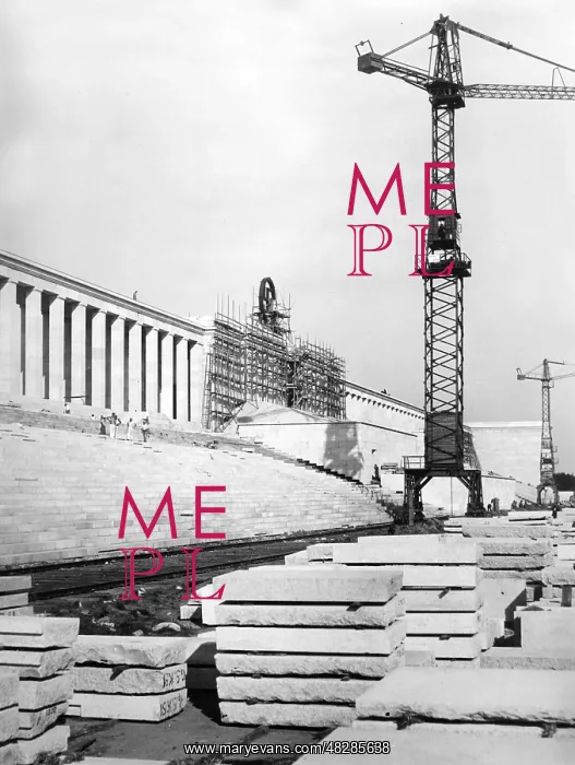 : Construction of the Zeppelinhaupttribuene - grandstand : Construction of the Zeppelinhaupttribuene - grandstand