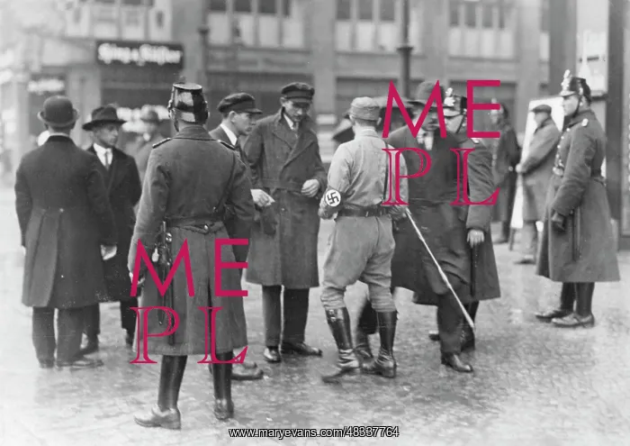 : Control before a meeting of the NSDAP, 1930 : Control before a meeting of the NSDAP, 1930