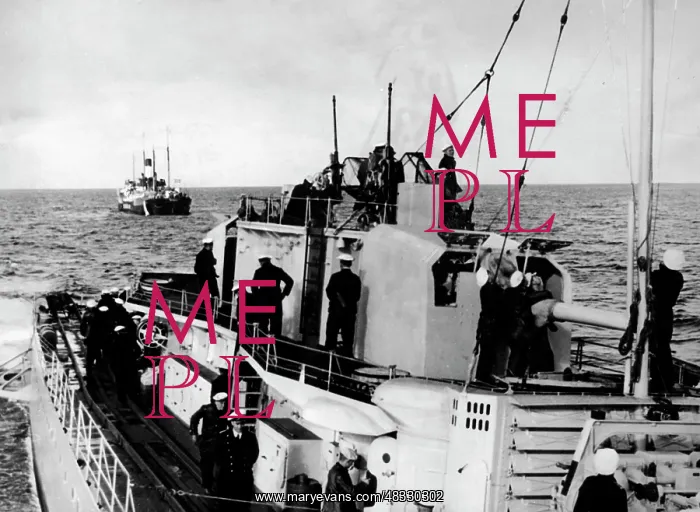 : Control of a ship during the Second World War, 1939 : Control of a ship during the Second World War, 1939