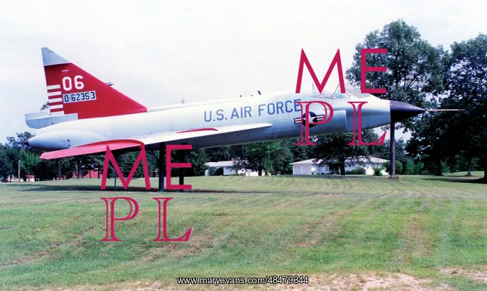 : Convair TF-102A Delta Dagger 56-2353 : Convair TF-102A Delta Dagger 56-2353