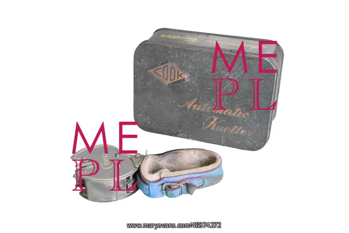 : Cook & Company automatic knotter and original tin box : Cook & Company automatic knotter and original tin box