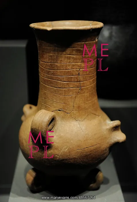 : Cooking ceramic vessel. 2600-1700 BC. Early Bronze Age : Cooking ceramic vessel. 2600-1700 BC. Early Bronze Age
