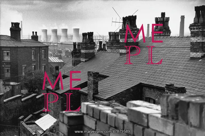 : Cooling Towers through the rooftops - Manchester : Cooling Towers through the rooftops - Manchester