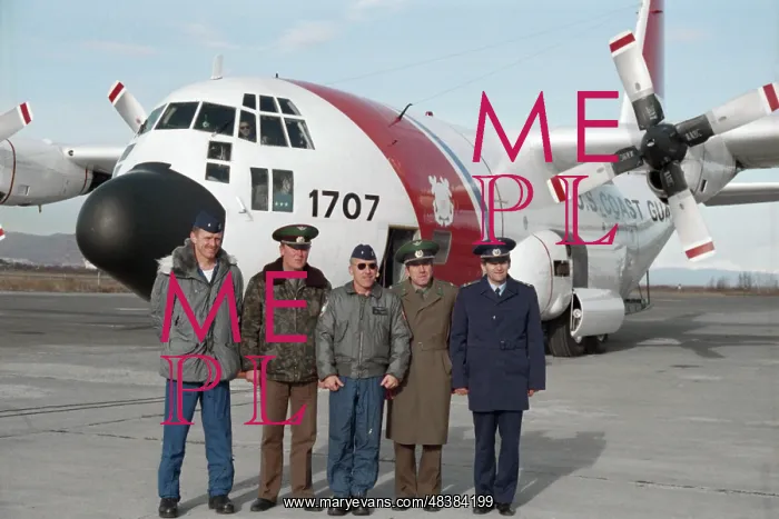 : Cooperation between Russian and American frontiersmen : Cooperation between Russian and American frontiersmen