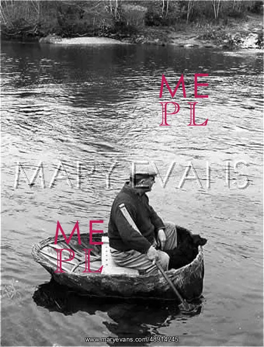 : CORACLE FISHERMAN : CORACLE FISHERMAN