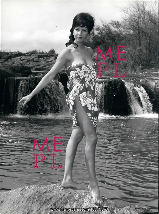 : Corinne Fontaine posing by waterfalls : Corinne Fontaine posing by waterfalls