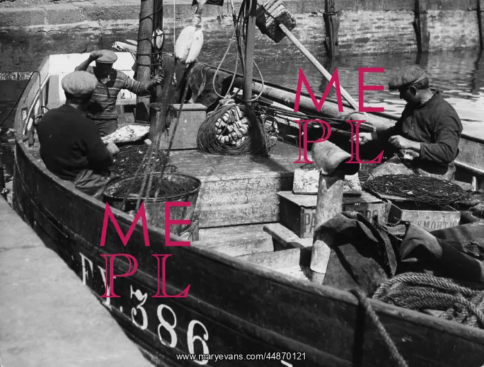 : CORNISH FISHERMEN : CORNISH FISHERMEN