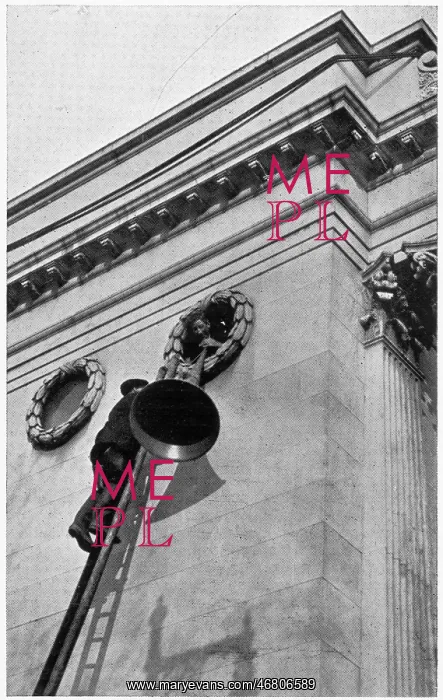 : Coronation 1937 preparations - loud speaker, Marble Arch : Coronation 1937 preparations - loud speaker, Marble Arch