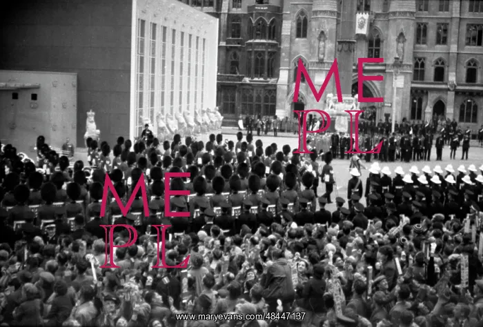 : Coronation. Escort of Guards : Coronation. Escort of Guards