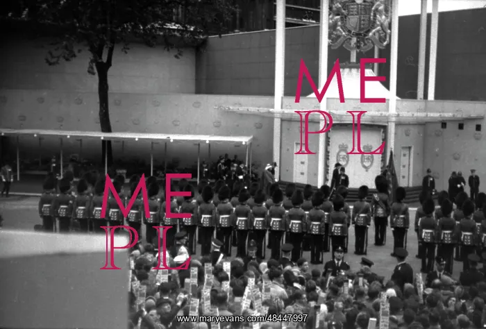 : Coronation.Guard of Honour in place : Coronation.Guard of Honour in place