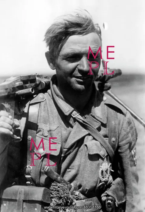 : Corporal south of Stalingrad, 1942 : Corporal south of Stalingrad, 1942