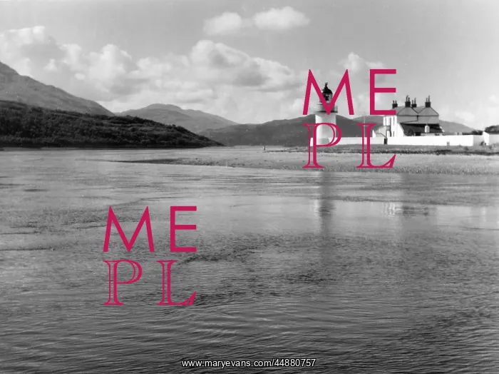 : CORRAN LIGHTHOUSE : CORRAN LIGHTHOUSE