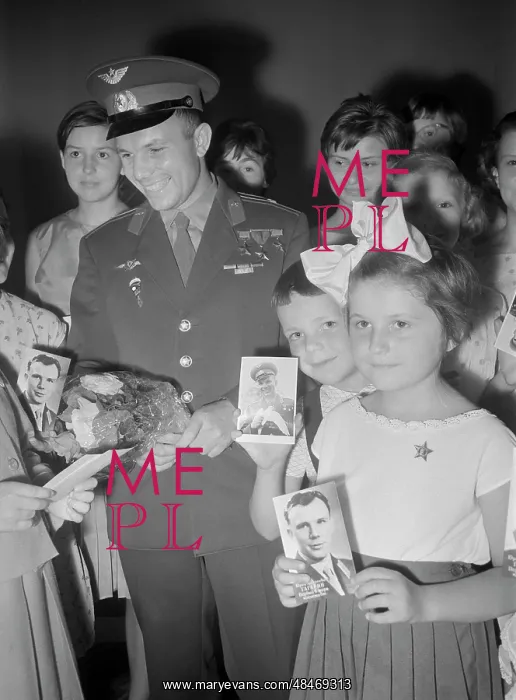 : Cosmonaut Yuri Gagarin : Cosmonaut Yuri Gagarin
