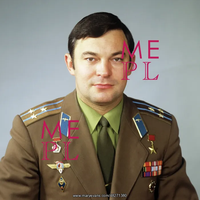 : Cosmonaut Yuri Romanenko, 1980 : Cosmonaut Yuri Romanenko, 1980