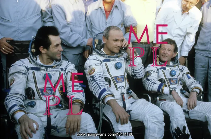 : Cosmonauts Alexander Ivanchenkov, Vladimir Dzhanibekov : Cosmonauts Alexander Ivanchenkov, Vladimir Dzhanibekov