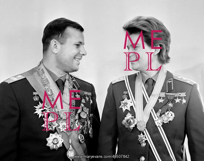 : Cosmonauts Yu.Gagarin and V.Tereshkova : Cosmonauts Yu.Gagarin and V.Tereshkova