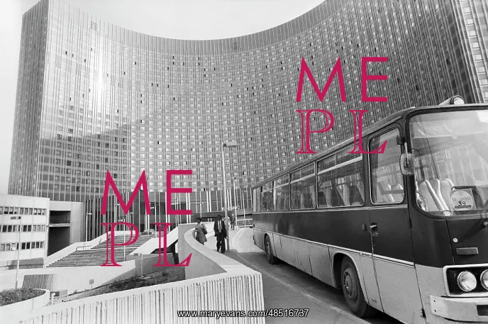 : Cosmos Hotel in Moscow, 1979 : Cosmos Hotel in Moscow, 1979