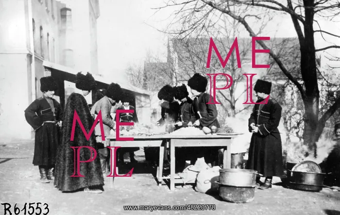 : Cossacks in the field kitchen : Cossacks in the field kitchen