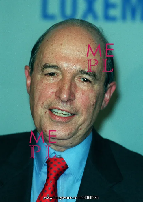  : Costas Simitis