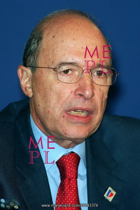 : Costas Simitis : Costas Simitis