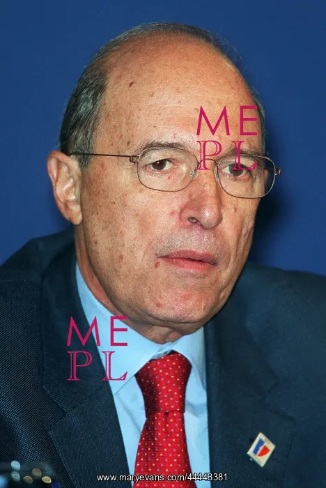 : Costas Simitis : Costas Simitis