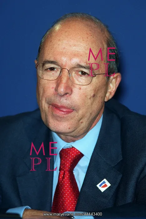 : Costas Simitis : Costas Simitis