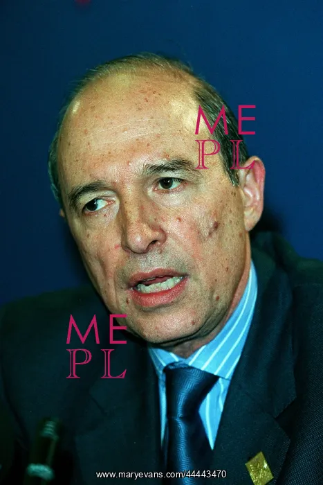  : Costas Simitis