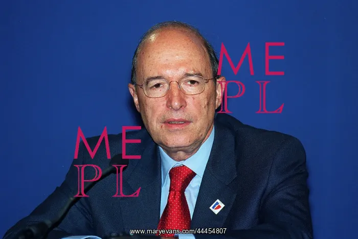 : Costas Simitis : Costas Simitis