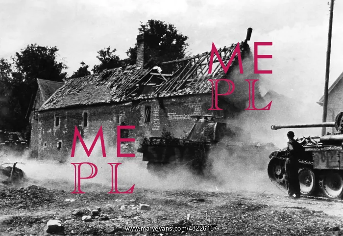 : Counterattack of German tanks in Normandy, 1944 : Counterattack of German tanks in Normandy, 1944