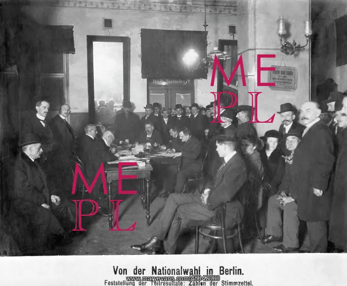 : Counting the ballots, 1919 : Counting the ballots, 1919