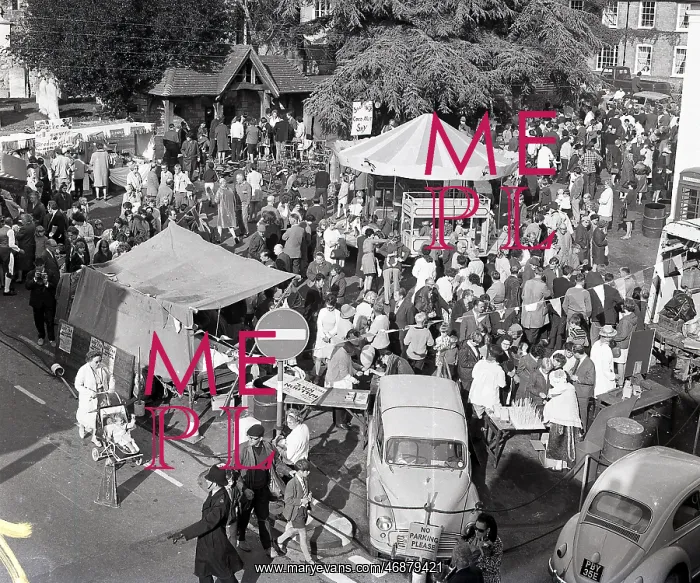  : Country fair