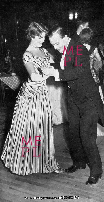 : Couple at the Cambridge Uni Conservative ball : Couple at the Cambridge Uni Conservative ball