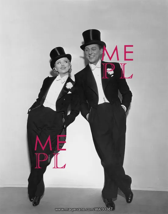 : Couple in top hats leaning on each other : Couple in top hats leaning on each other