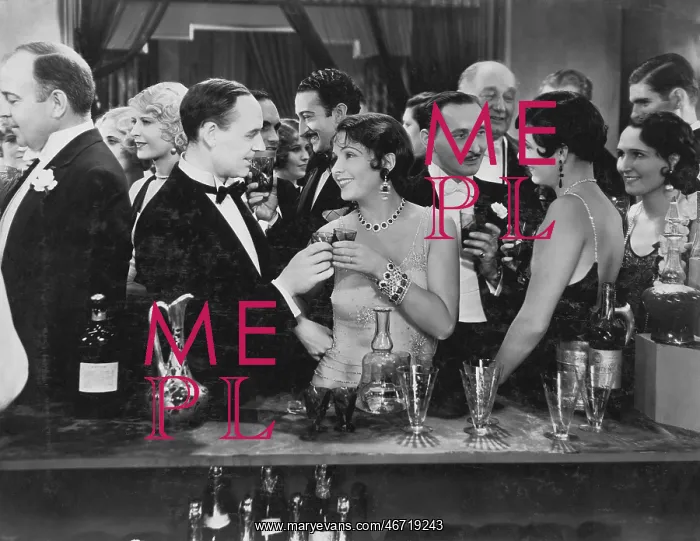 : Couple having drink at crowded bar : Couple having drink at crowded bar