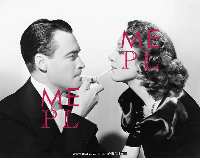 : Couple lighting two cigarettes at once with a cigarette : Couple lighting two cigarettes at once with a cigarette