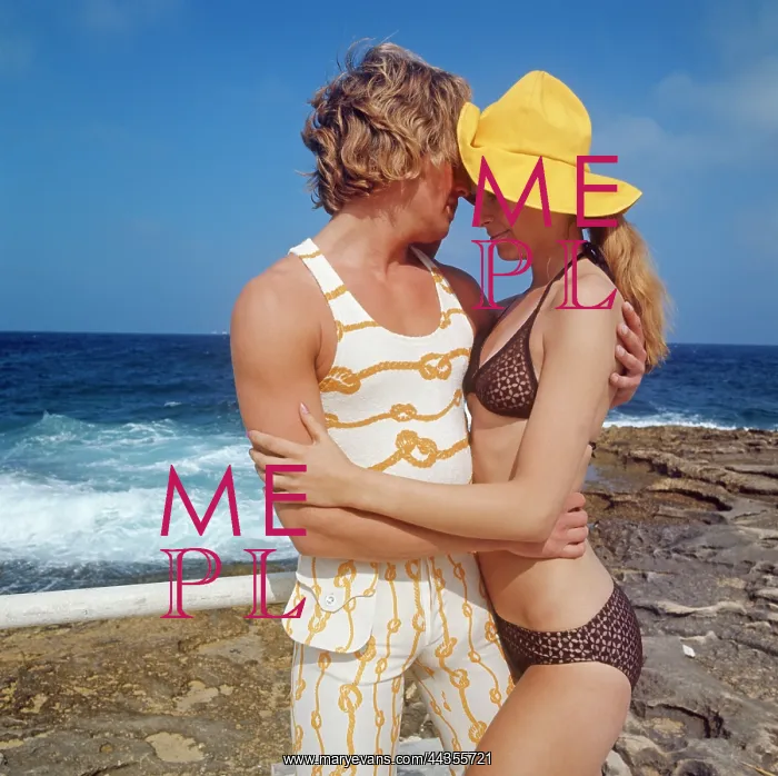  : Couple modelling beachwear
