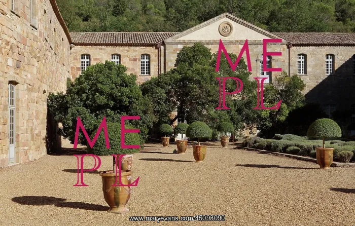 : Courtyard, Fontfroide Abbey, Languedoc-Roussillon, France : Courtyard, Fontfroide Abbey, Languedoc-Roussillon, France
