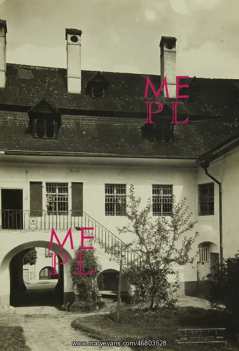 : Courtyard in Murzzuschlag : Courtyard in Murzzuschlag