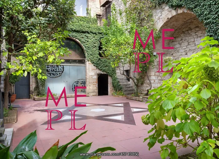 : Courtyard, Museum of Jewish History, Girona, Catalonia : Courtyard, Museum of Jewish History, Girona, Catalonia