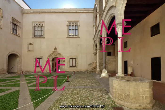 : Courtyard, Palazzo Abatellis, Palermo, Sicily, Italy : Courtyard, Palazzo Abatellis, Palermo, Sicily, Italy