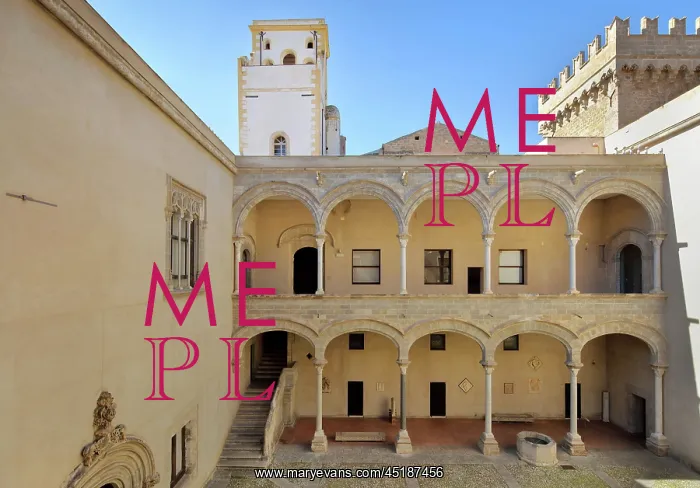 : Courtyard, Palazzo Abatellis, Palermo, Sicily, Italy : Courtyard, Palazzo Abatellis, Palermo, Sicily, Italy