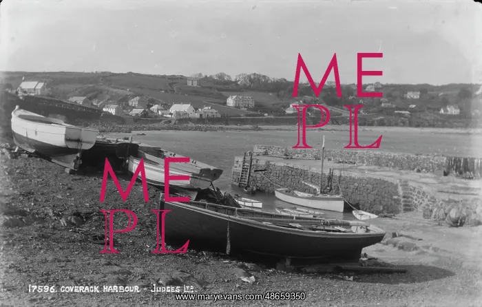 : Coverack Harbour : Coverack Harbour