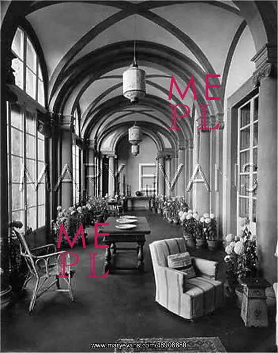 : COVERED VERANDA / 1930 : COVERED VERANDA / 1930
