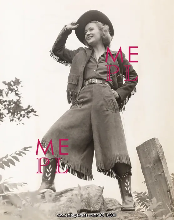  : Cowgirl tipping her hat