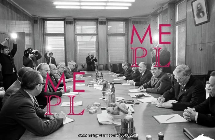 : CPUSA delegation visits USSR : CPUSA delegation visits USSR
