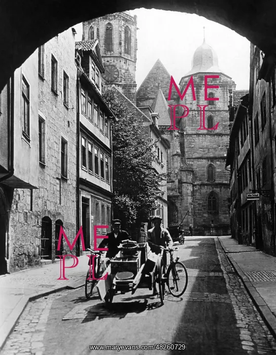 : Craftsmen in the Neugasse in Coburg, 1931 : Craftsmen in the Neugasse in Coburg, 1931