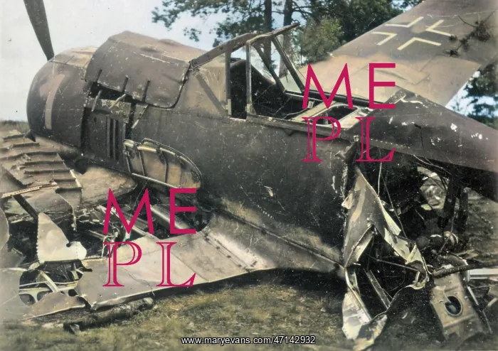 : Crashed German plane, WW2 : Crashed German plane, WW2