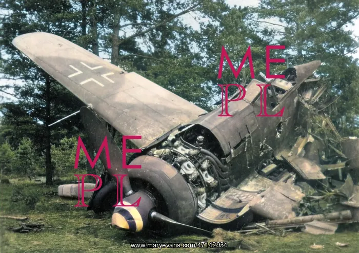 : Crashed German plane, WW2 : Crashed German plane, WW2