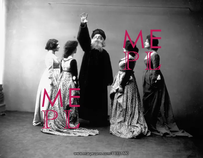 : Creative. Full-length portrait of actors in historical costumes in a scene : Creative. Full-length portrait of actors in historical costumes in a scene
